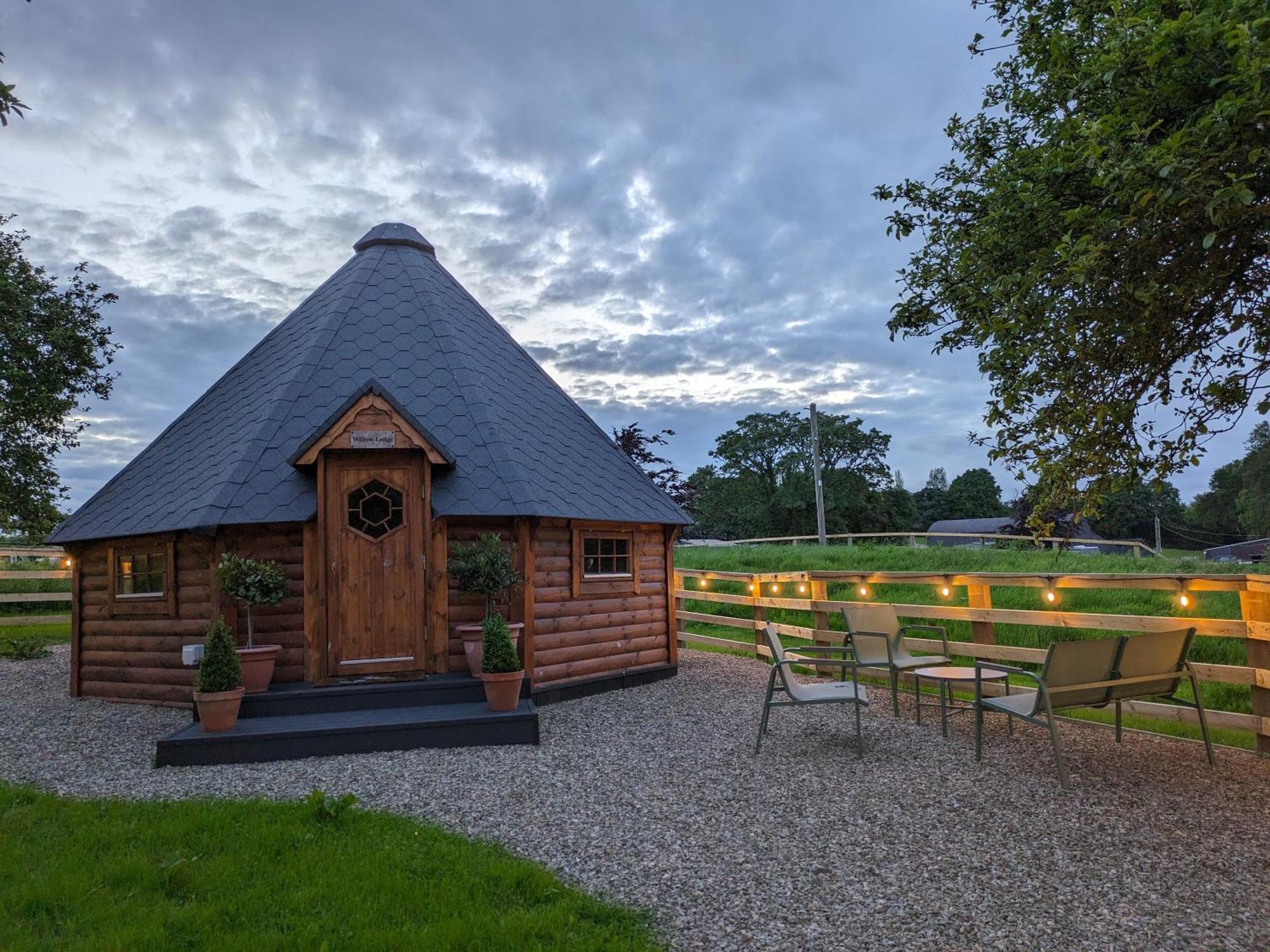 Apple Blossom Glamping Kilkenny Exterior photo